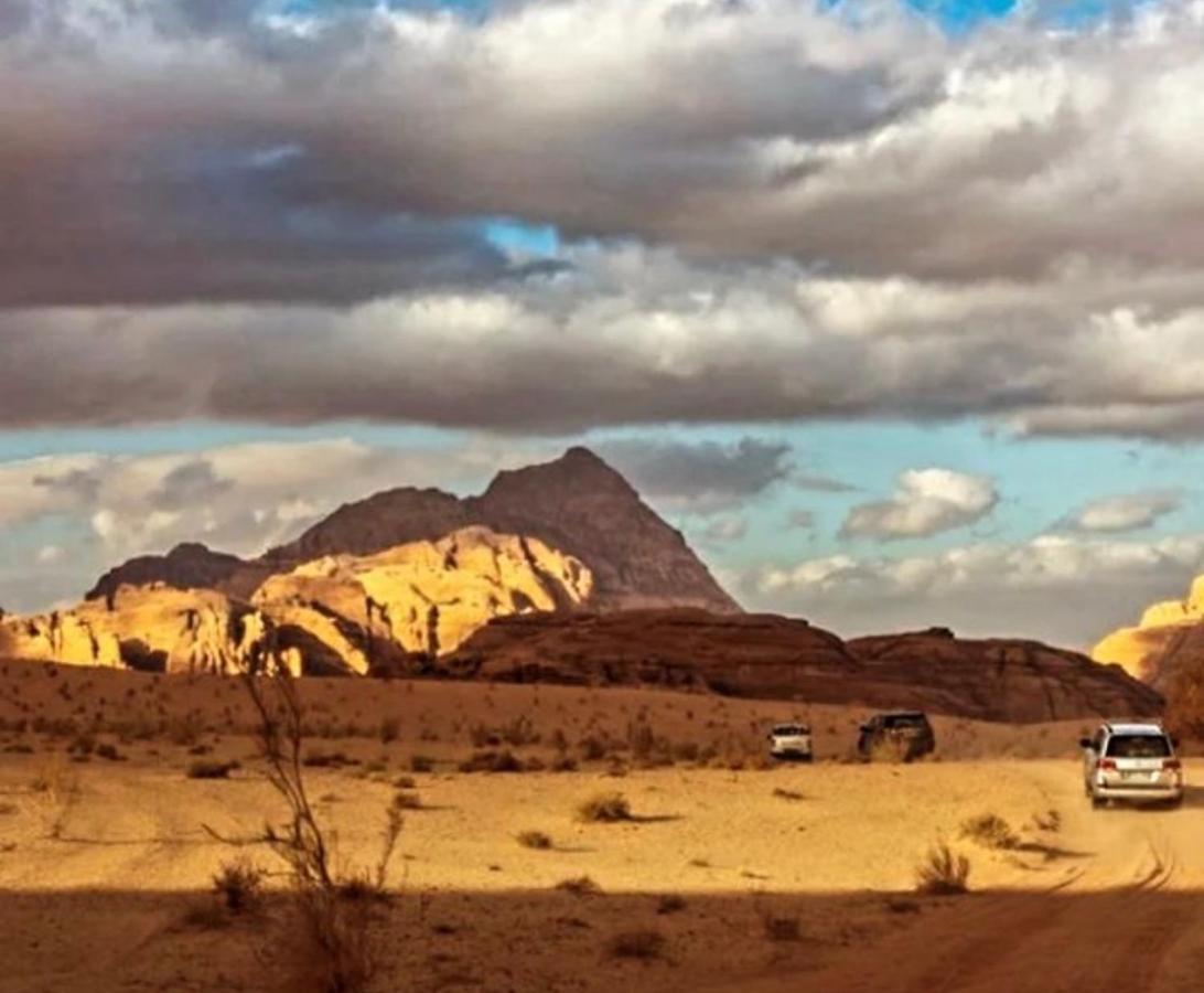 Rum Arjaan Luxury Camp ワディ ・ラム エクステリア 写真